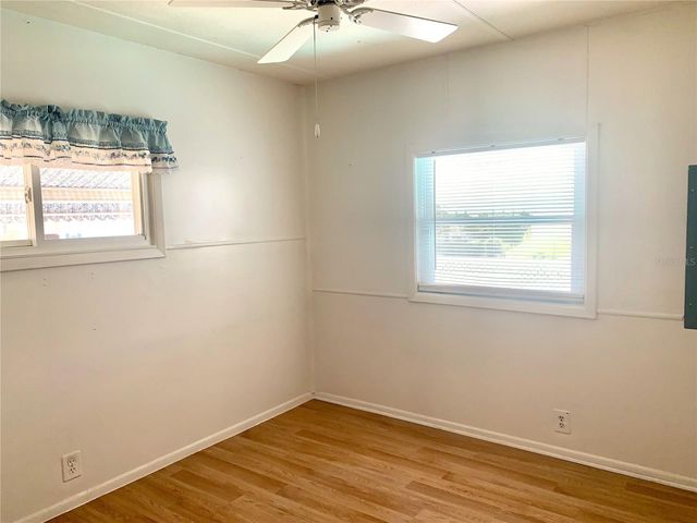 7366 FIRST LOOP AVENUE, Brooksville, FL 34613