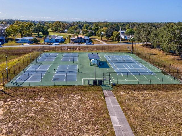 7366 FIRST LOOP AVENUE, Brooksville, FL 34613