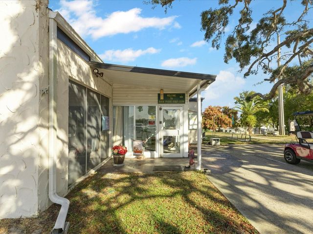 7366 FIRST LOOP AVENUE, Brooksville, FL 34613