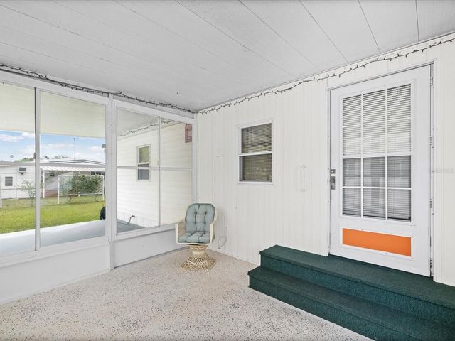 7366 FIRST LOOP AVENUE, Brooksville, FL 34613