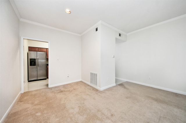 2400 N Braeswood Boulevard 324, Houston, TX 77030