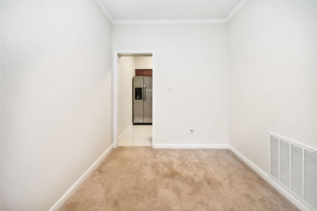 2400 N Braeswood Boulevard 324, Houston, TX 77030