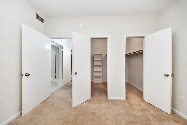 2400 N Braeswood Boulevard 324, Houston, TX 77030