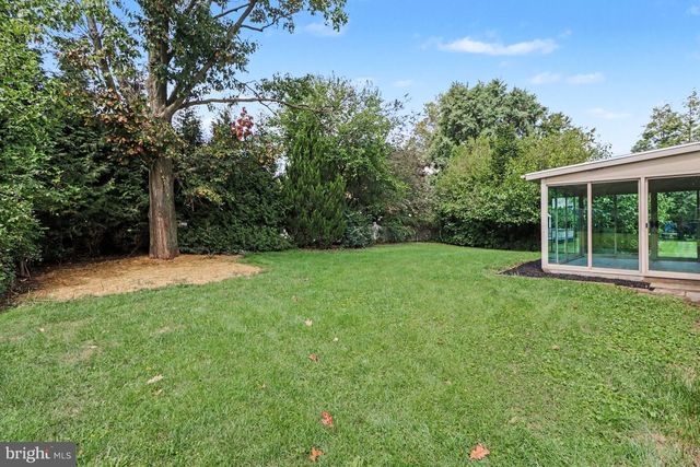 23 MINE RD, Lebanon, PA 17042