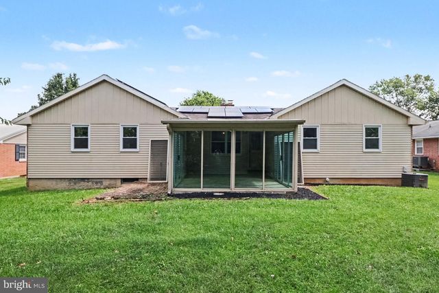 23 MINE RD, Lebanon, PA 17042