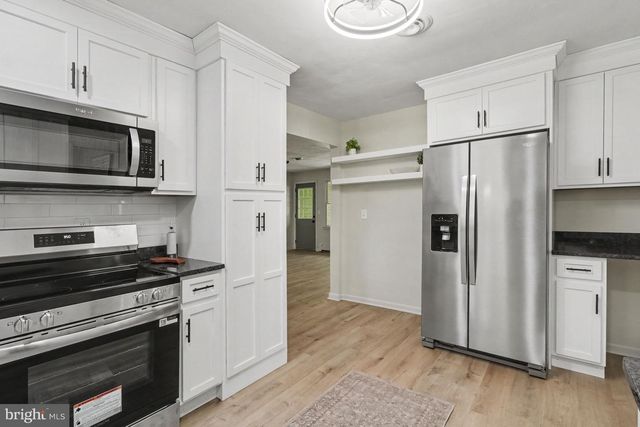 23 MINE RD, Lebanon, PA 17042