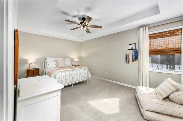 7409 E 229th Street, Peculiar, MO 64078