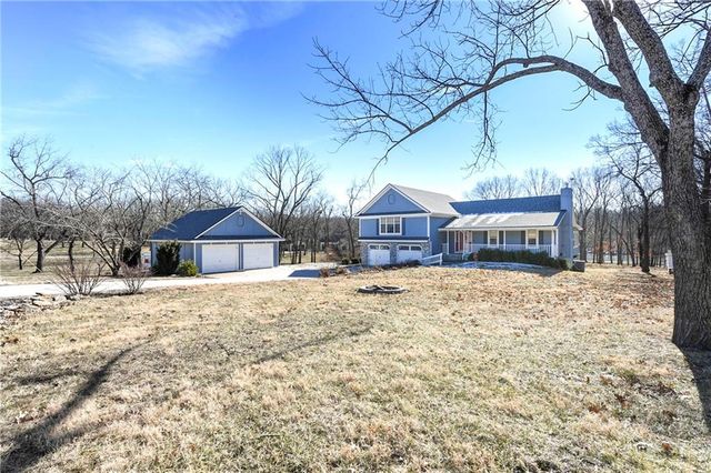7409 E 229th Street, Peculiar, MO 64078