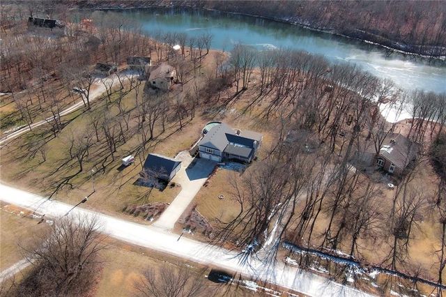 7409 E 229th Street, Peculiar, MO 64078