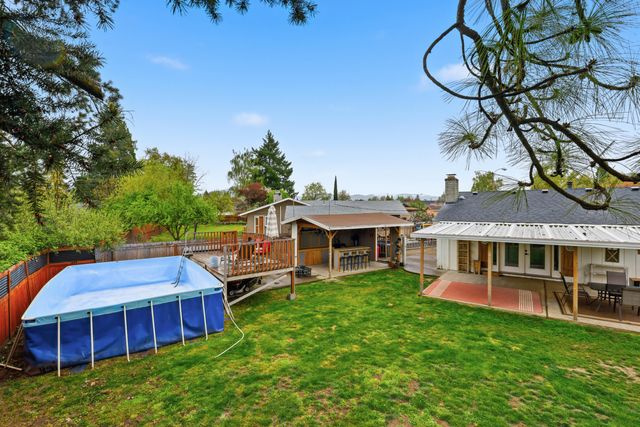 50 Kathryn Court, Central Point, OR 97502