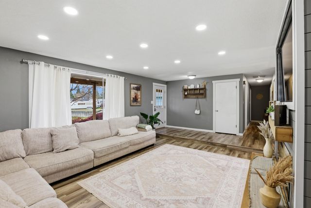 50 Kathryn Court, Central Point, OR 97502