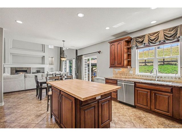 2212 Ridgetrail Dr, Castle Rock, CO 80104