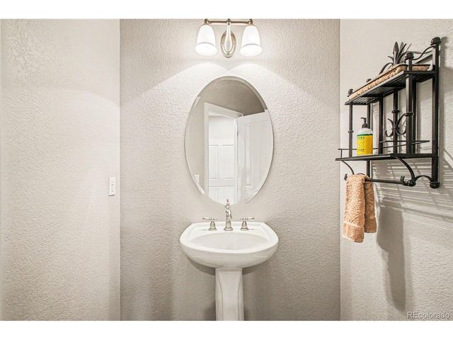 2212 Ridgetrail Dr, Castle Rock, CO 80104