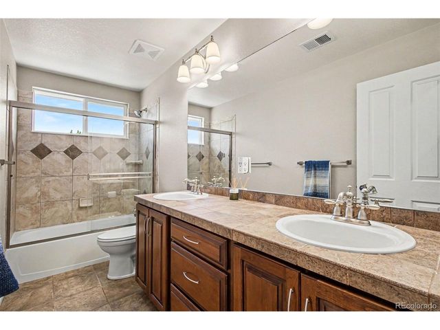 2212 Ridgetrail Dr, Castle Rock, CO 80104