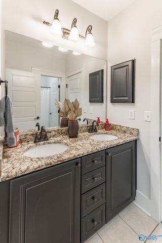 6 Holly Park Blvd, Huntsville, AL 35824