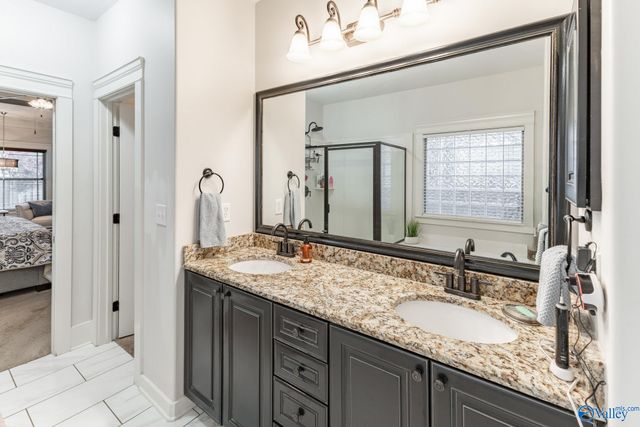 6 Holly Park Blvd, Huntsville, AL 35824