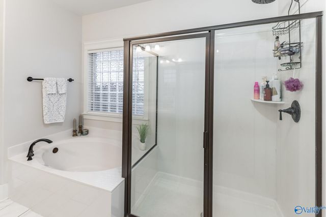 6 Holly Park Blvd, Huntsville, AL 35824