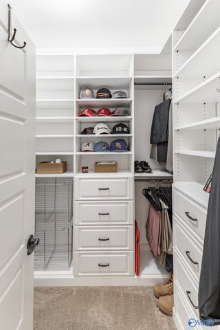 6 Holly Park Blvd, Huntsville, AL 35824