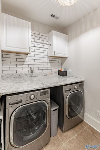 6 Holly Park Blvd, Huntsville, AL 35824