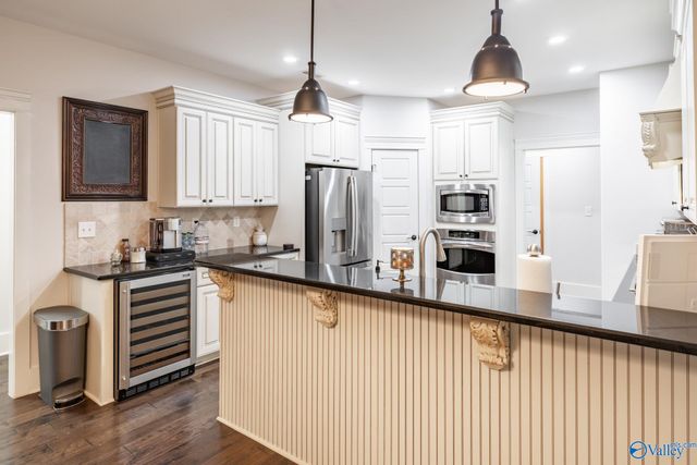 6 Holly Park Blvd, Huntsville, AL 35824