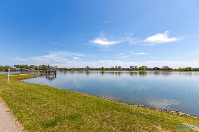 6 Holly Park Blvd, Huntsville, AL 35824