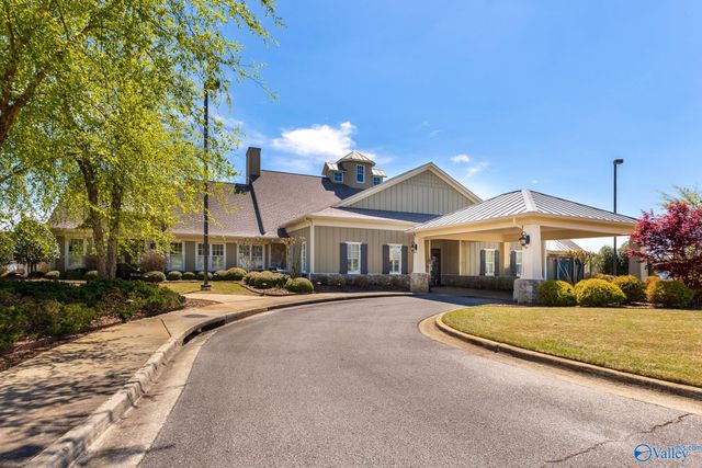 6 Holly Park Blvd, Huntsville, AL 35824