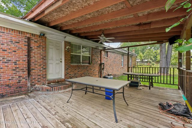 507 S Lake Shore Drive, Southaven, MS 38671
