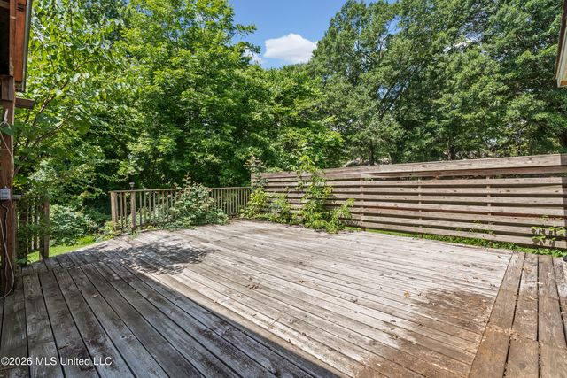 507 S Lake Shore Drive, Southaven, MS 38671
