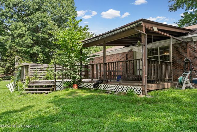 507 S Lake Shore Drive, Southaven, MS 38671