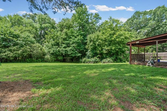 507 S Lake Shore Drive, Southaven, MS 38671