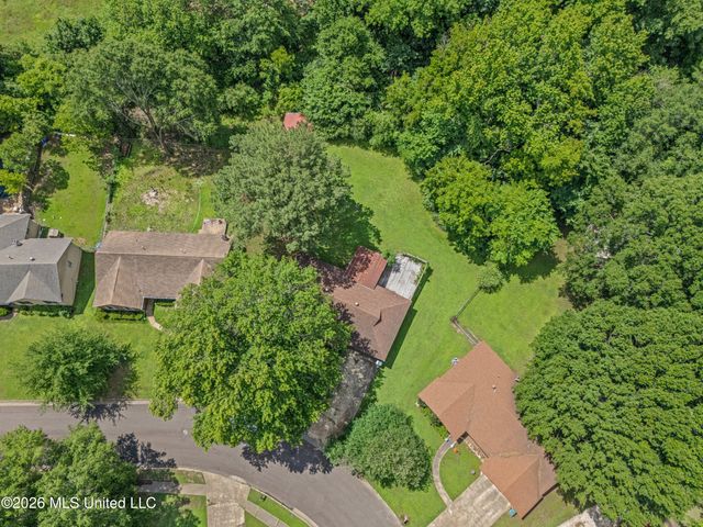 507 S Lake Shore Drive, Southaven, MS 38671