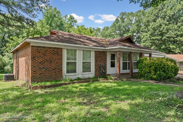 507 S Lake Shore Drive, Southaven, MS 38671
