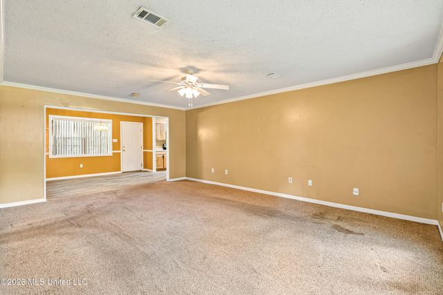 507 S Lake Shore Drive, Southaven, MS 38671