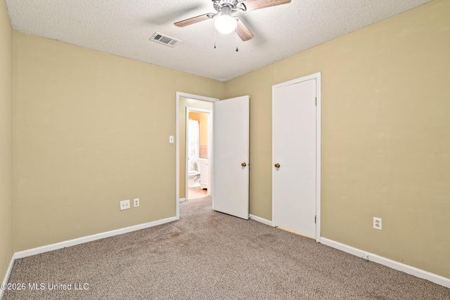 507 S Lake Shore Drive, Southaven, MS 38671