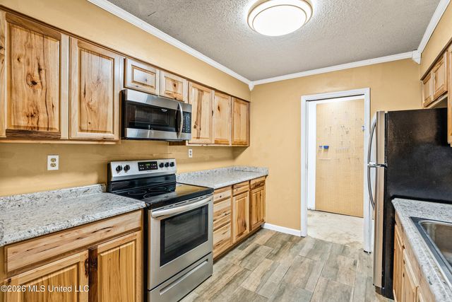 507 S Lake Shore Drive, Southaven, MS 38671