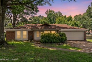 507 S Lake Shore Drive, Southaven, MS 38671