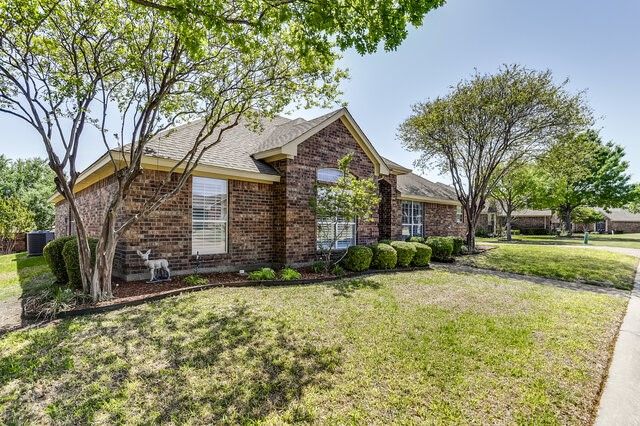 128 Crestridge Drive 33, Cedar Hill, TX 75104