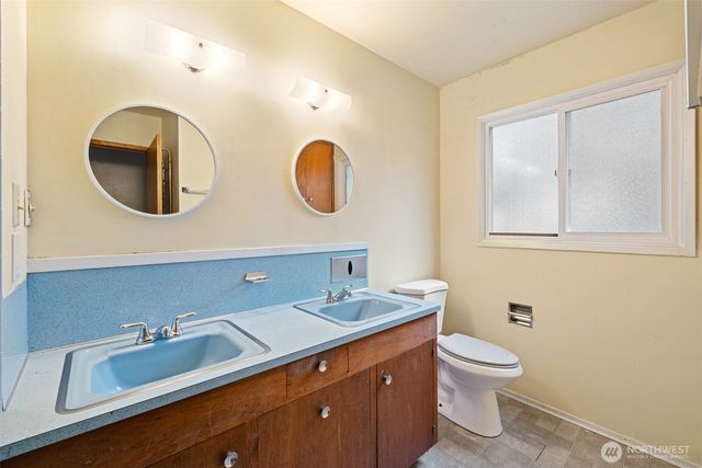 130 Viewcrest Avenue, Port Angeles, WA 98362