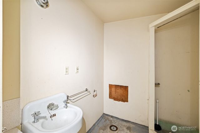 130 Viewcrest Avenue, Port Angeles, WA 98362