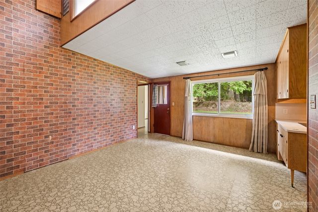 130 Viewcrest Avenue, Port Angeles, WA 98362
