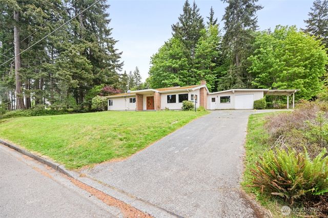 130 Viewcrest Avenue, Port Angeles, WA 98362