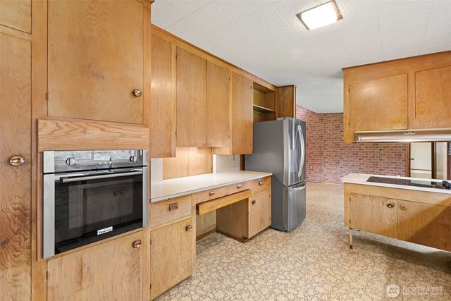 130 Viewcrest Avenue, Port Angeles, WA 98362