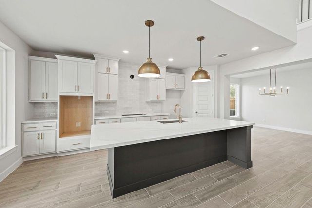 407 Sunlit Valley Circle, Richmond, TX 77406