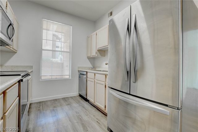 231 West Horizon Ridge Parkway 814, Henderson, NV 89012