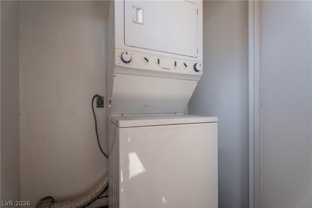 231 West Horizon Ridge Parkway 814, Henderson, NV 89012