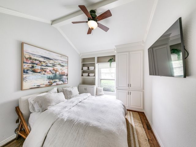 9419 Peninsula Drive, Dallas, TX 75218