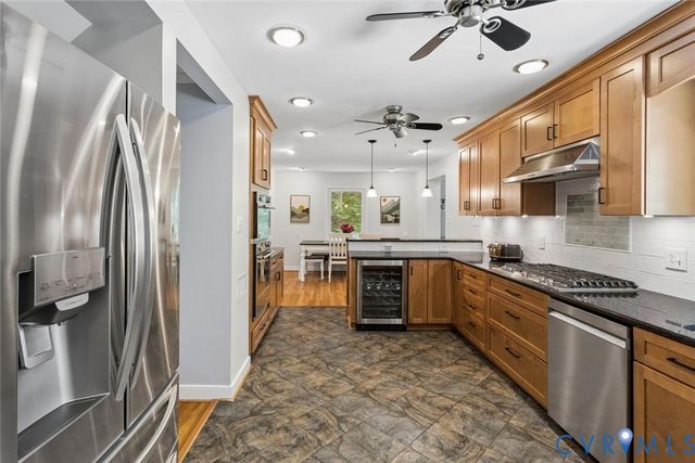9519 Ashton Ct, North Chesterfield, VA 23235