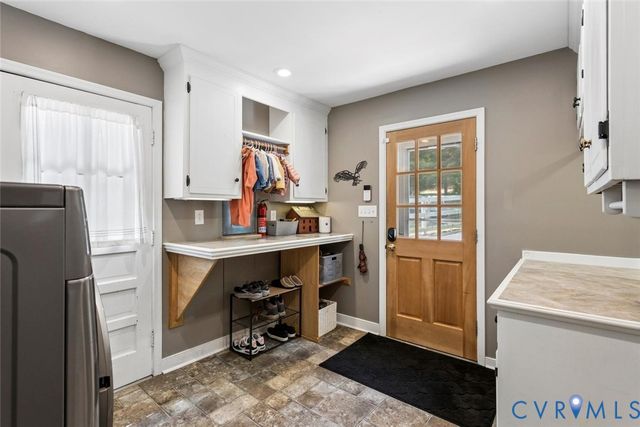 9519 Ashton Ct, North Chesterfield, VA 23235