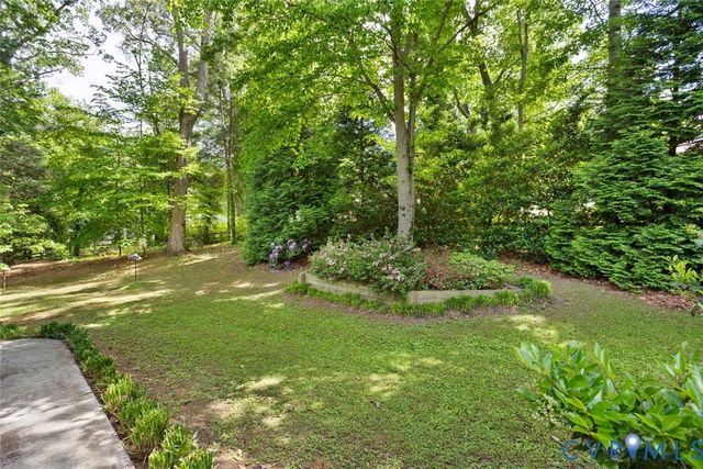 9519 Ashton Ct, North Chesterfield, VA 23235
