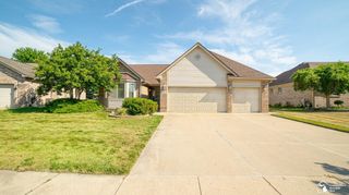 26874 Arcadia Drive, Flat Rock, MI 48134